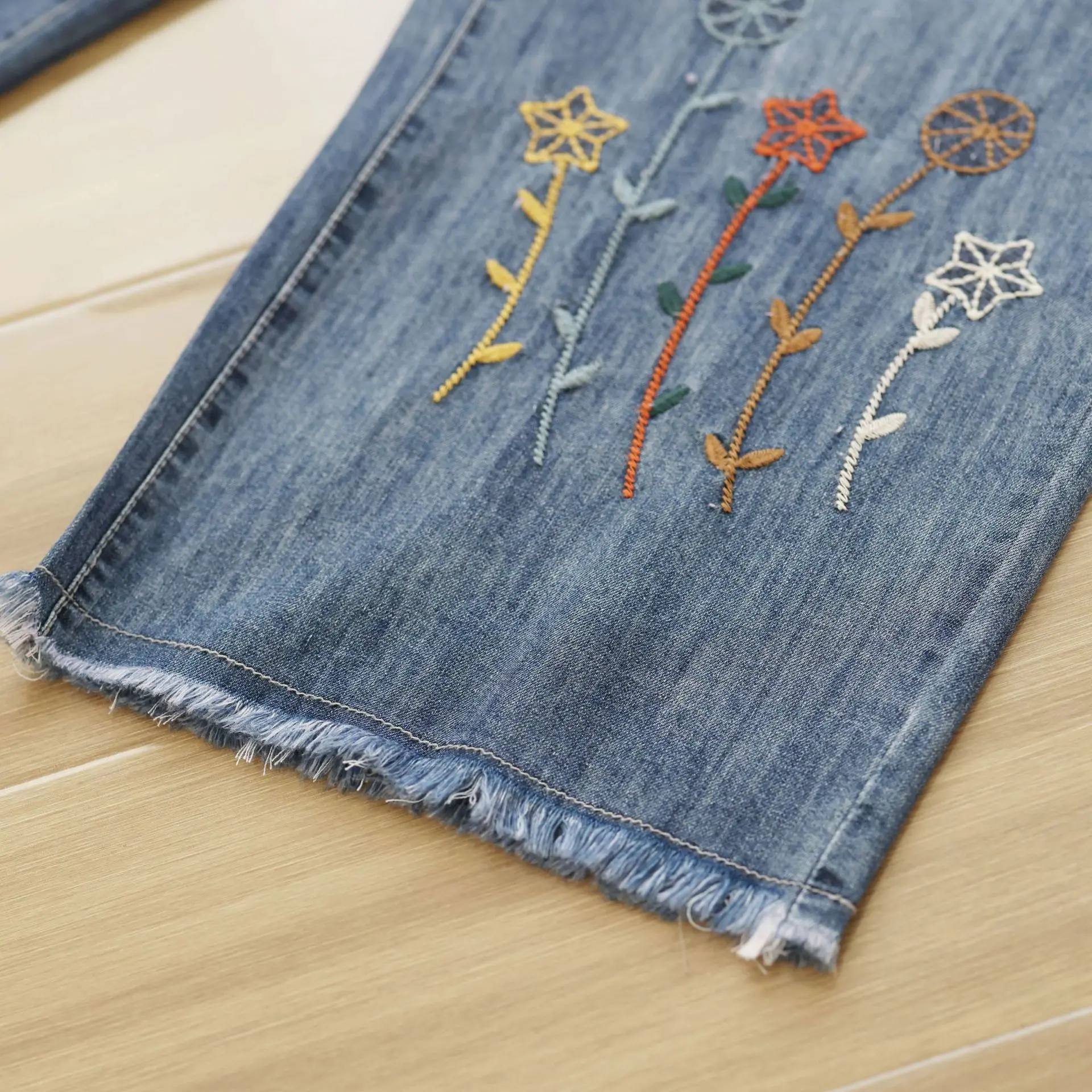 Denim Pant Women Mom Jeans Wide Leg Long Pants High Elastic Waist Straight Trousers Y2k Streetwear Elegant Splice Embroidery