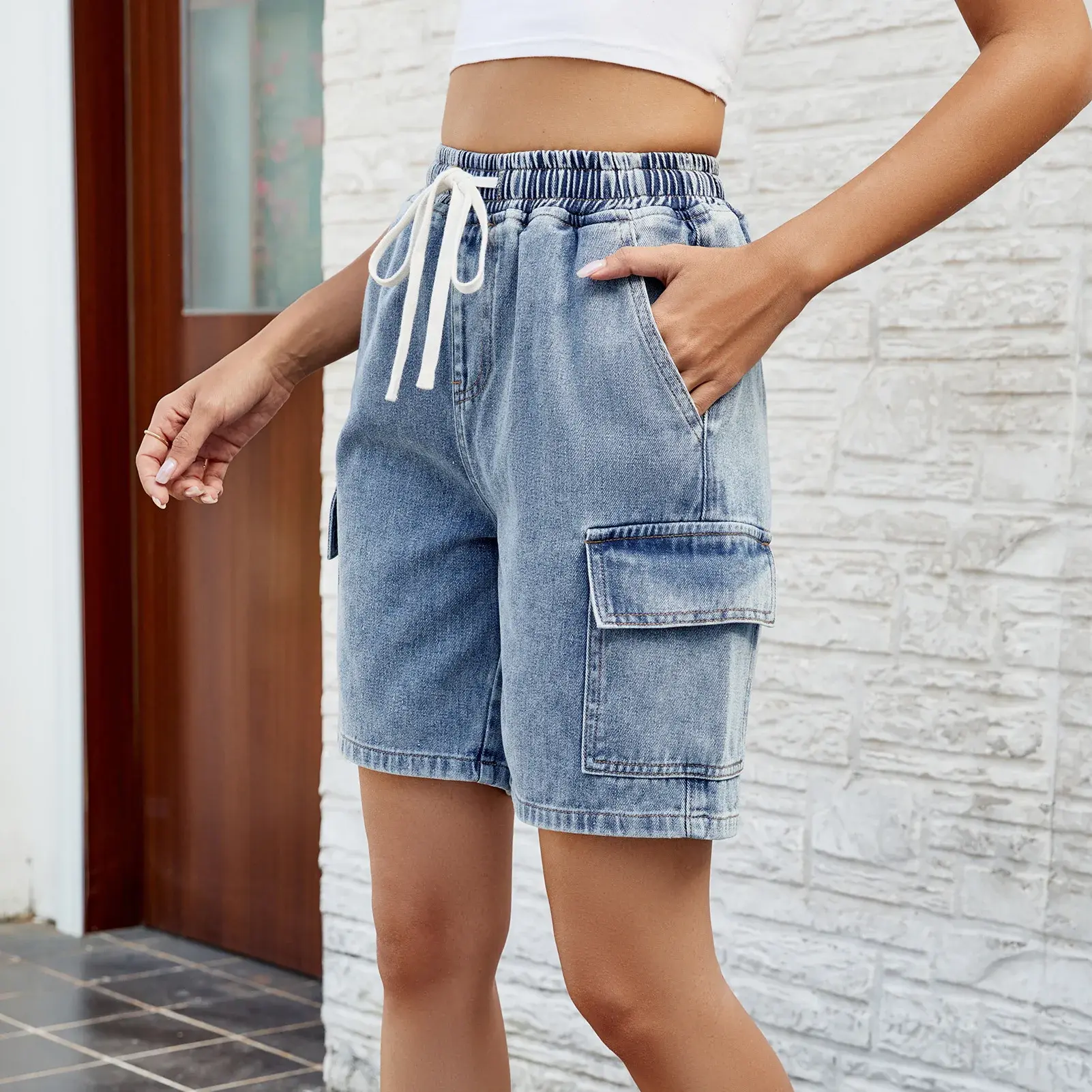 Jeans Women Knee Length Cargo Pants Drawstring Lace Up Elastic Waist Mom Jeans Distressed Pockets Straight Denim 2025 Streetwear