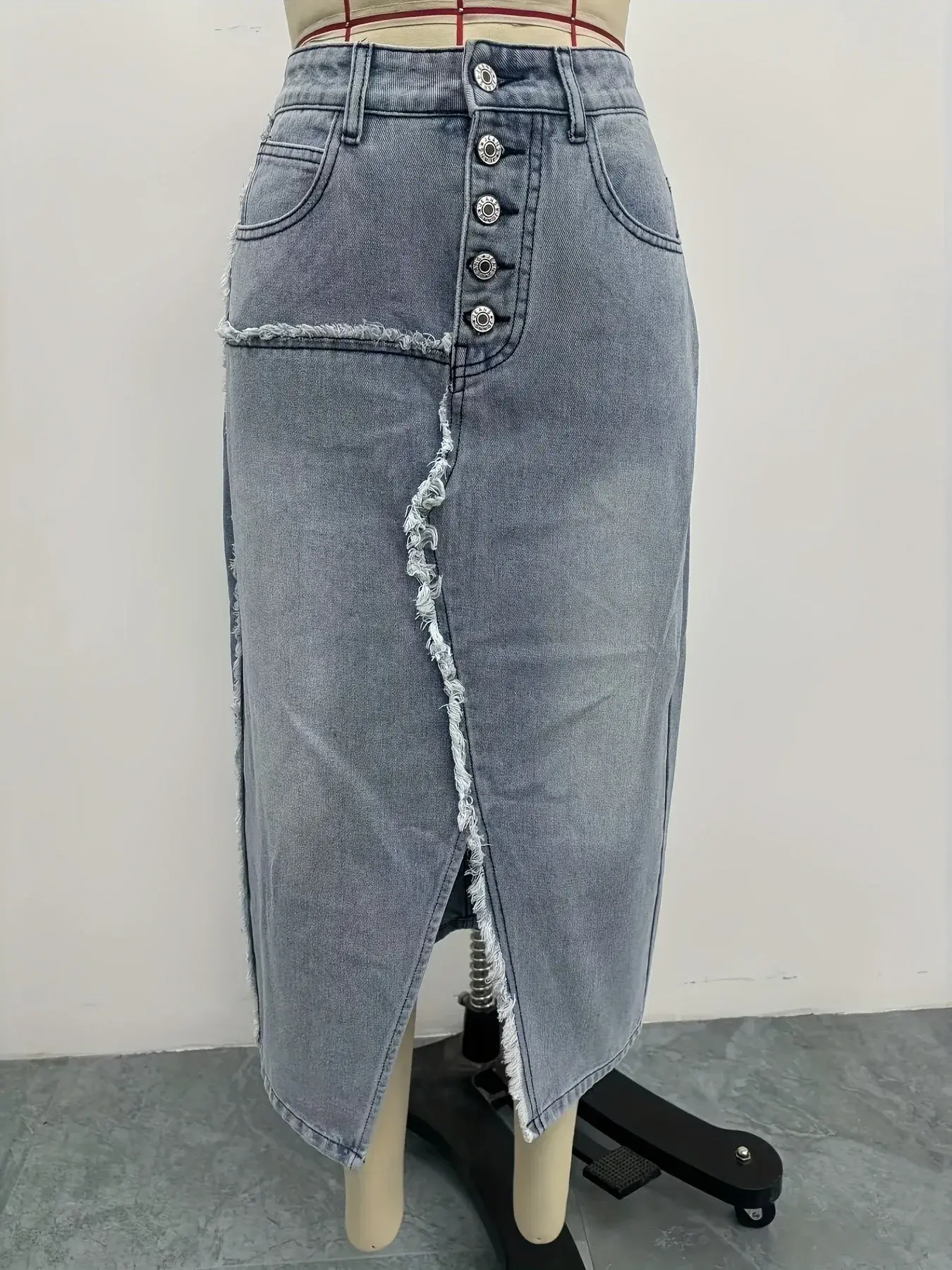 Denim Skirt Women Irregular Mom Jeans Vintage Distressed Washed Pockets Buttons 2025 Y2k Streetwear Split Long Skirts Elegant