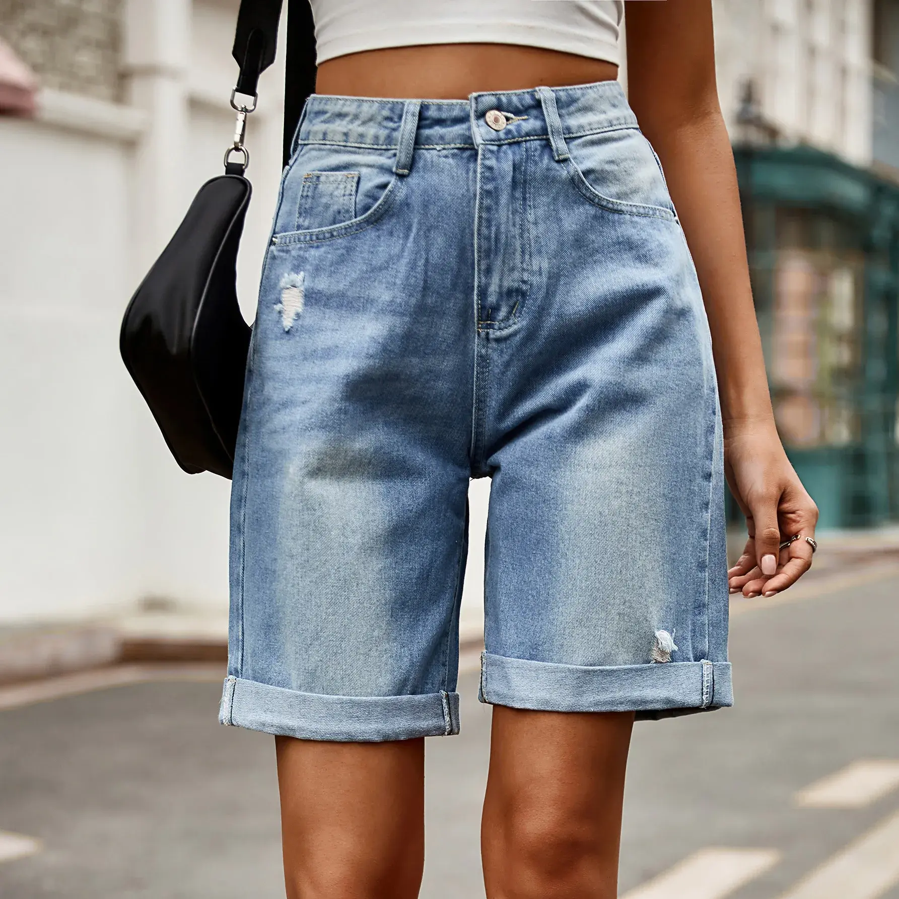 Hole Jeans Women Vintage Straight Fifth Pants Knee Length Distressed Washed Mid Waist Pockets Mom Jeans Denim Streetwear 2025