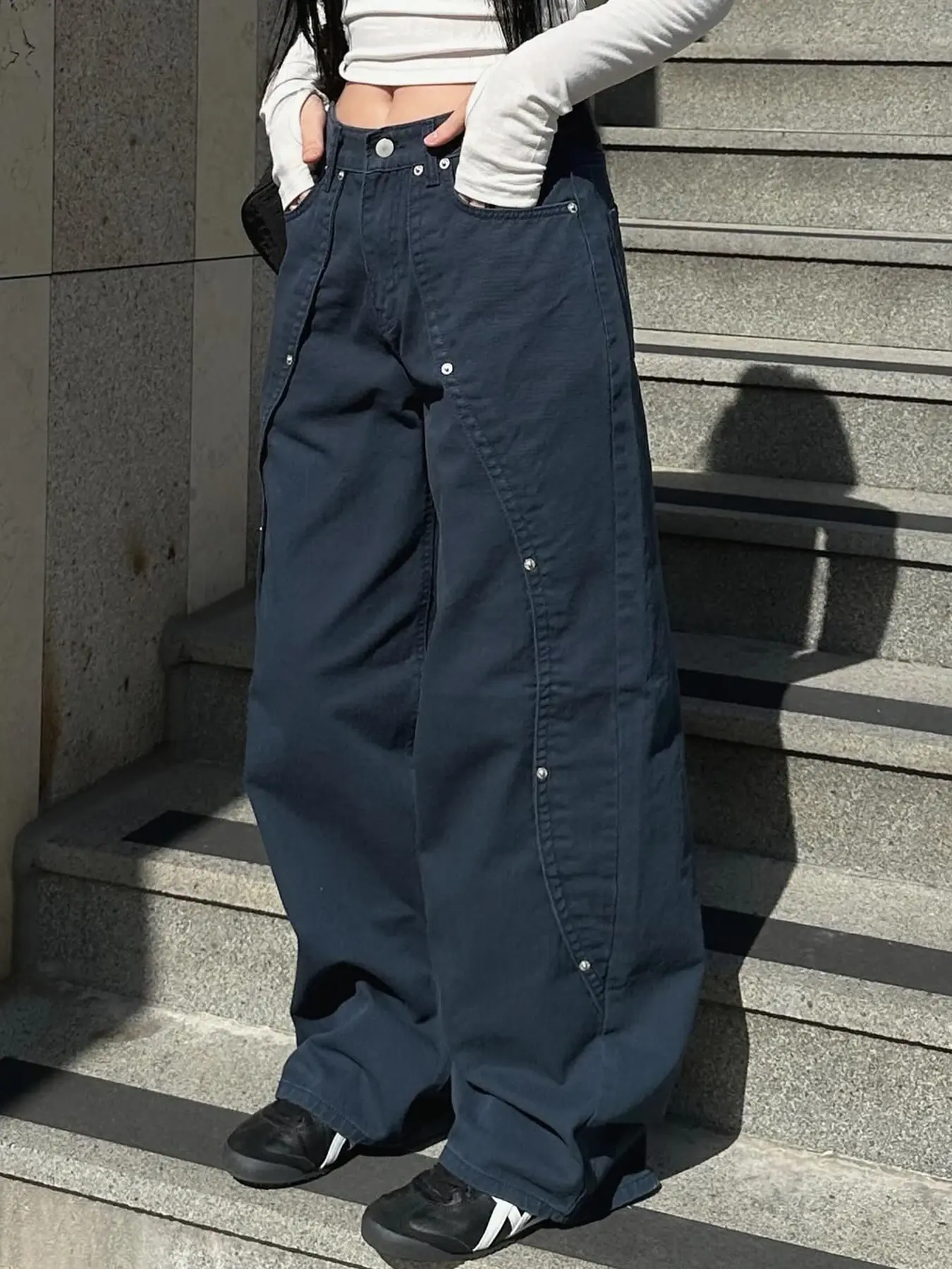 Casual Loose Rivet Jeans Wide Leg Pants Basic Low-Waisted Straight Pants Women 2025 Spring Autumn Streetwear Ladies