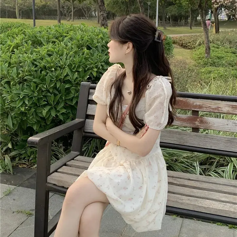 Women Dresses French Bubble Sleeves Lace-up V-neck Waisted Chiffon Dress Sweet Super Immortal Fragmented Flower Dress