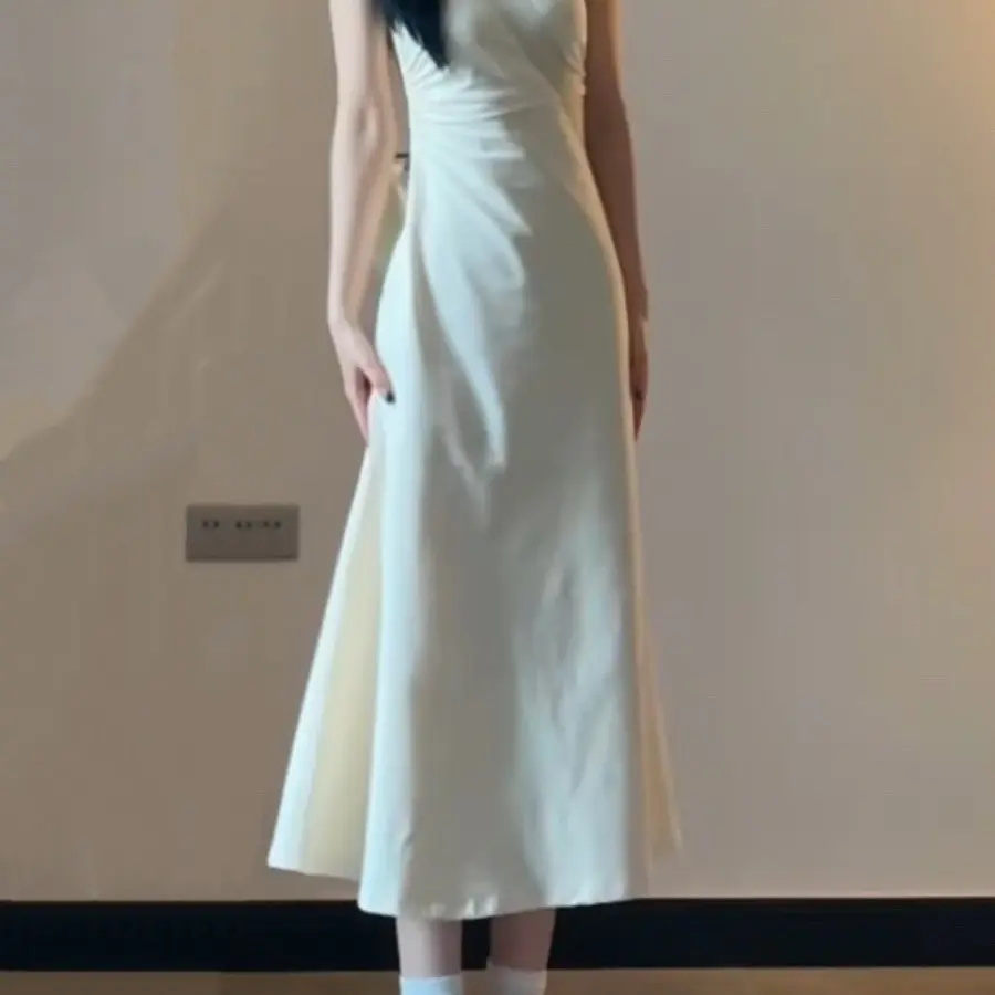 White square neck short sleeved dress for children's summer 2025 new style French temperament hip hugging long skirt