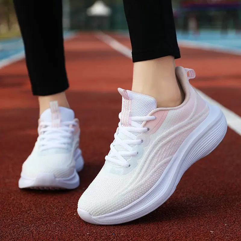 Autumn New Running Shoes Women's Sports Shoes Mesh Anti Slip Breathable Soft Sole Lightweight Casual Shoes