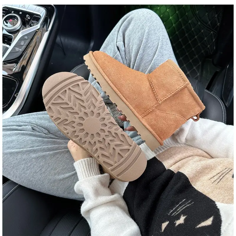 Men's and women's sheepskin and wool integrated snow boots, real leather and fur, winter thick and warm boots for women