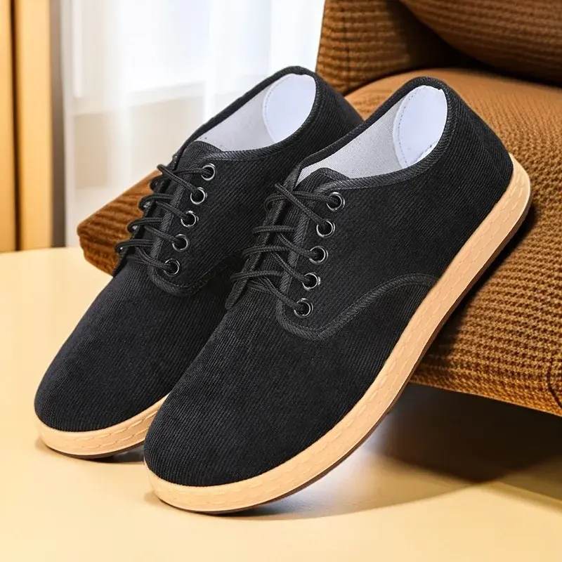 Old Beijing cloth men spring and autumn lightweight soft soled men's shoes black anti slip casual shoes lace up dad shoes