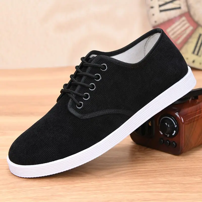 Corduroy fabric shoes for men, spring and autumn single shoes lightweight, breathable wear-resistant anti slip lace up dad shoes