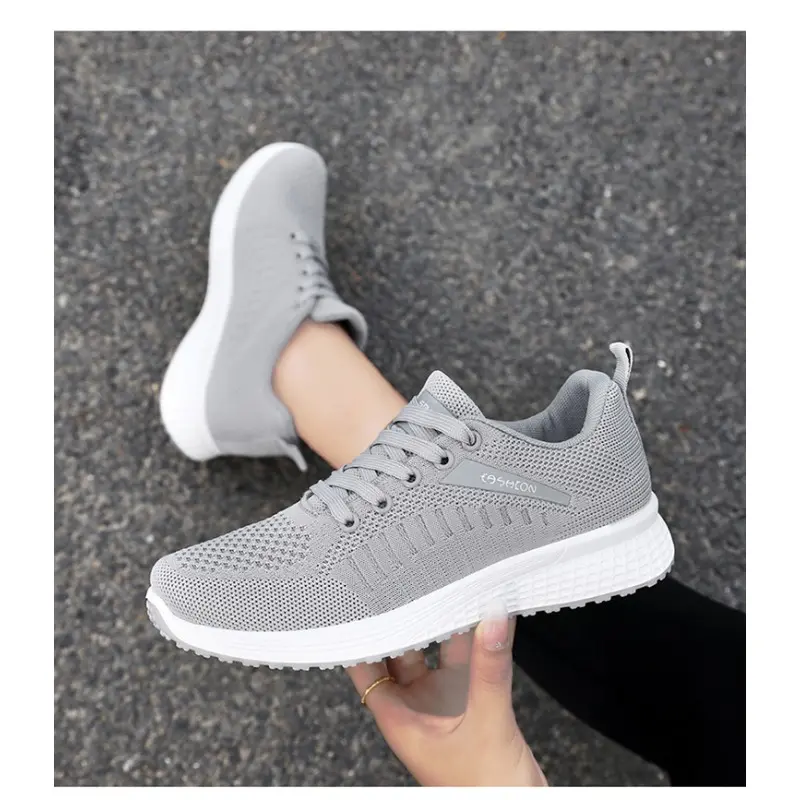Women's Summer New Style of Shoes Breathable Mesh Shoes for Outdoor Wear Versatile Soft Sole Non Tiring Sports Shoes
