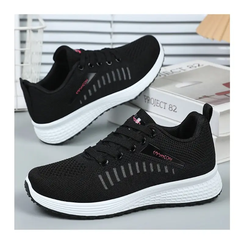 Women's Summer New Style of Shoes Breathable Mesh Shoes for Outdoor Wear Versatile Soft Sole Non Tiring Sports Shoes