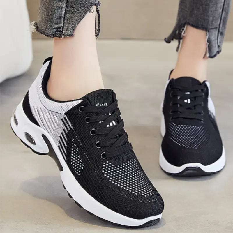 New Running Shoes Ladies Breathable Sneakers Summer Light Mesh Air Cushion Women's Sports Shoes Outdoor Lace Up Training Shoes