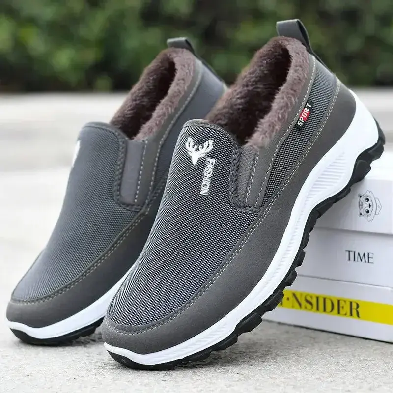 Old Beijing men's cotton shoes, plush and thick warm snow shoes, men's work shoes, dad shoes