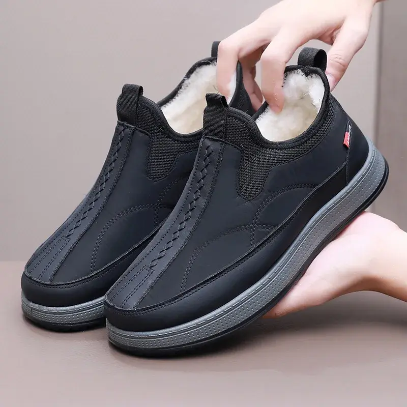 Winter old Beijing new men's cotton boots piled and thickened warm dad shoes non-slip and anti-pedal wool cotton shoes