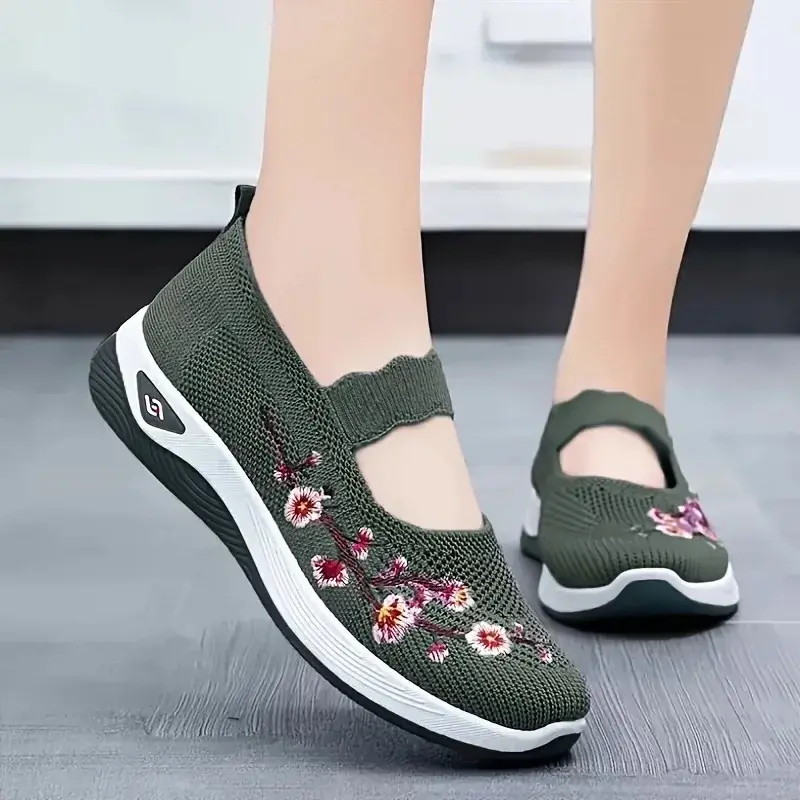2024 Summer New Shallow Embroidered Single Shoes, One Step Breathable Casual Shoes for Women, Cloth Shoes