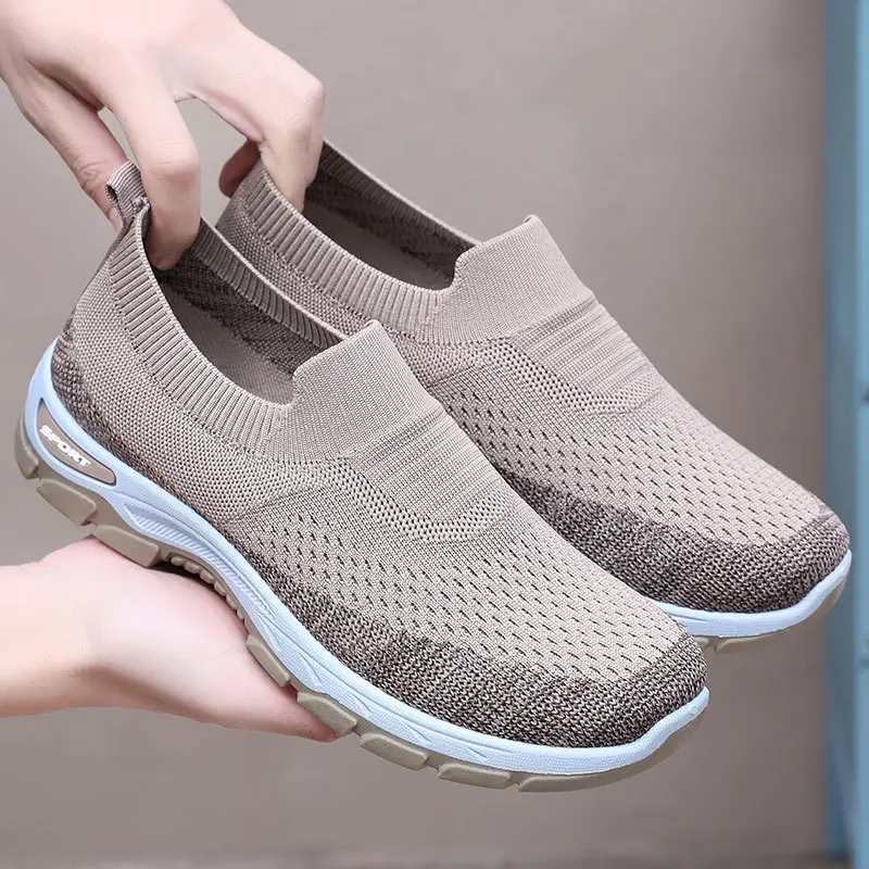 New Men's Dad Knitted Casual Shoes for Spring/Summer 2025, Lightweight, Soft soled, Breathable Mesh Shoes sneakers for men