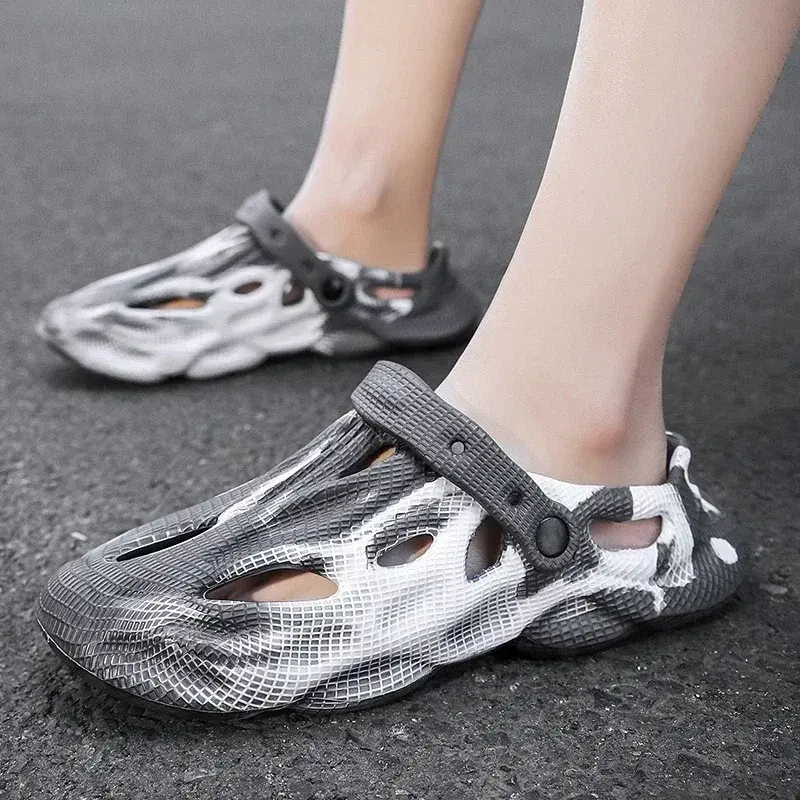 Flip Flops Shoes Nonslide Male Water Shoes Mens Hollow Out Men Shoes Beach Slippers Unisex Hollow Out Casual Couple Beach Sandal