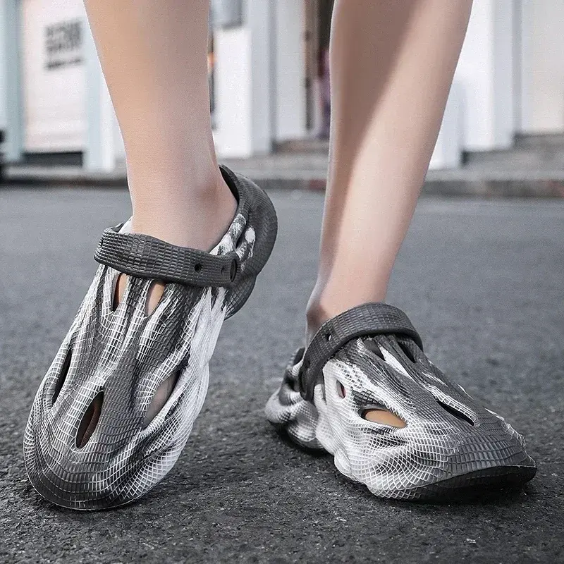 Flip Flops Shoes Nonslide Male Water Shoes Mens Hollow Out Men Shoes Beach Slippers Unisex Hollow Out Casual Couple Beach Sandal