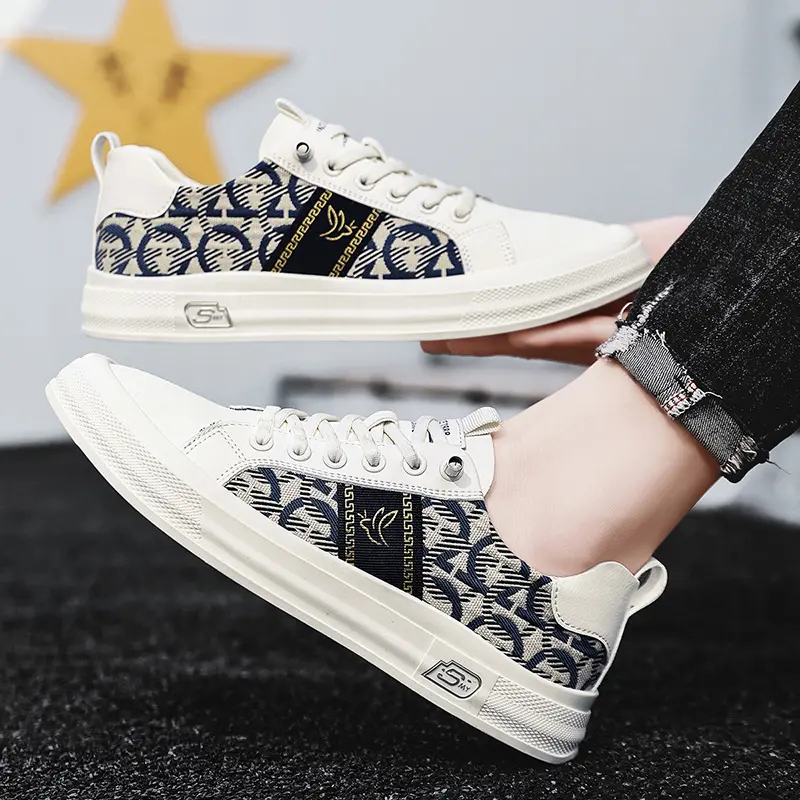 New Shoes for Men Leather Casual Shoes Spring New Style Fashion Striped Lace-Up Loafers Leisure Flat Shoes zapatos casuales