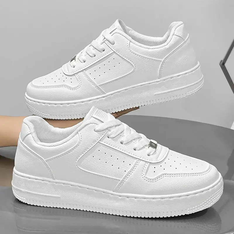 Men Flat Classic Black Sports Shoes Outdoor Leather Shoes Lace Up Skateboard Board Shoe Walking Male Leisure Running Sneakers