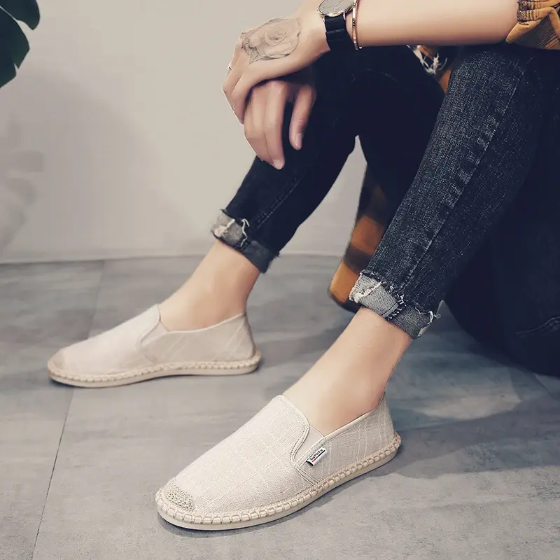 Mens Shoes Chinese Fashion Soft Slip on Espadrilles for Men Loafers Casual Male Breathable Canvas Casual Shoes Zapatillas Hombre