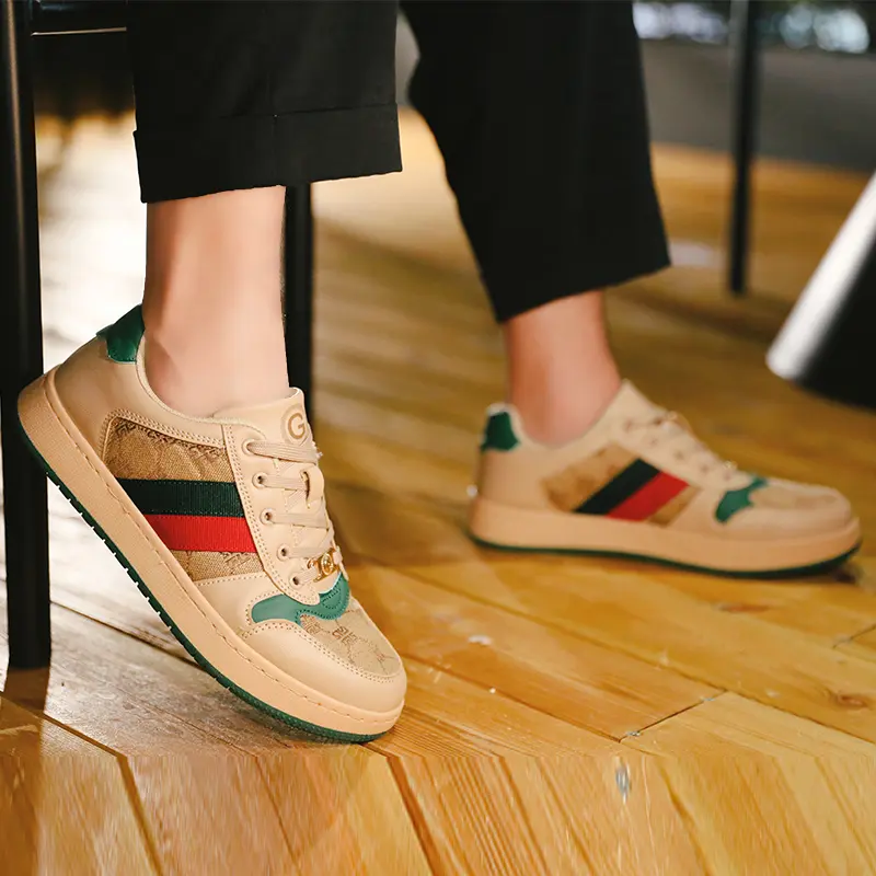 High Quality Fashion Trend Couple Board Shoes New Men Women Anti Slip Odor Proof Sneakers Classic Retro Hot Selling Casual Shoes