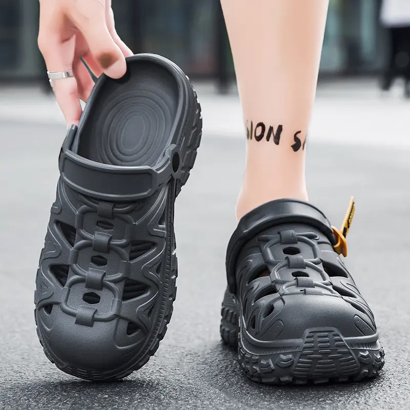 Men's Sandals Summer Thick Sole Clogs Garden Slippers EVA Non Slip Breathable Shoes Outdoor Beach Slides Man Casual Fishing Shoe