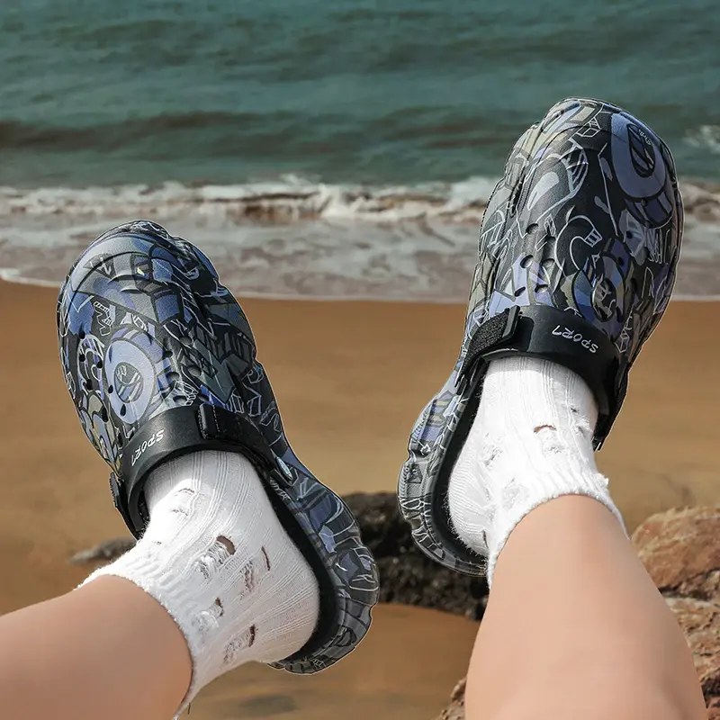 Men Slippers Mens Shoes Big Size 40-45 New EVA Soft-soled Sandals Summer Indoor Outdoor Garden Clogs Walking Beach Shoes