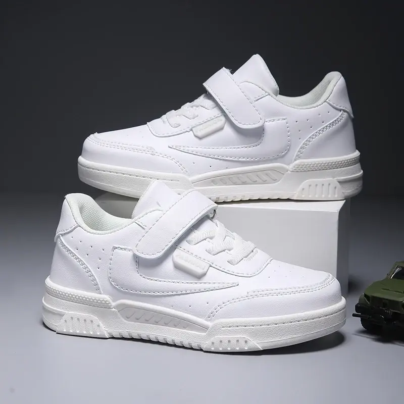 Fashion Breathable Soft Children Sport New Leather Kids Running Shoes Youngsters Casual Walking Student Fashion Sneakers