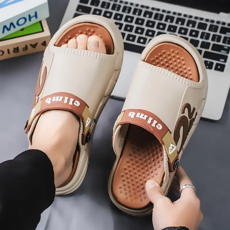 New Men Slippers Summer EVA Soft-soled Platform Slides Sandals Indoor Outdoor Walking Beach Shoes Flip Flops Mens Shoes