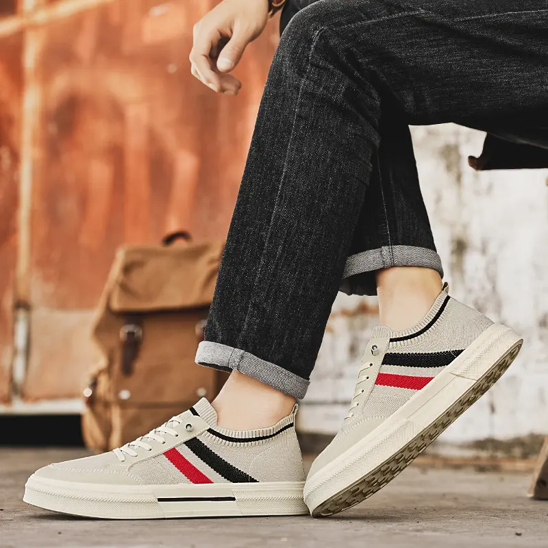 Men's Shoes 2025 Breathable Summer Mesh Board Shoes Soft Soled Casual Sports Shoes Youth Trend Sneakers Slip-on Canvas Shoe