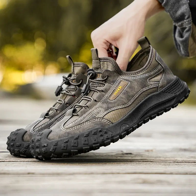 Outdoor Men Hiking Shoes Anti-slip Sneakers for Men Jogging Trekking Sneaker Retro Leather Man Work Shoe Climbing Mountain Shoes