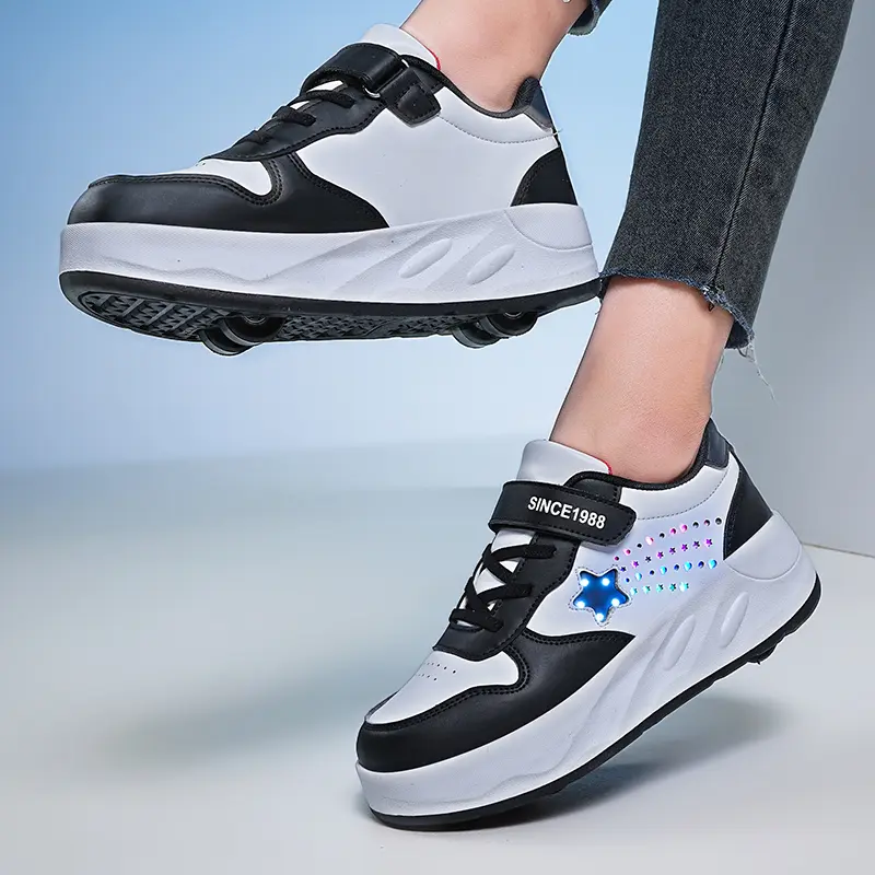 Children Outdoor Wheel Shoes Multifunctional Sports Shoes Zapatos De Niña Fashion 4-wheel Roller Skates Sneakers for Students