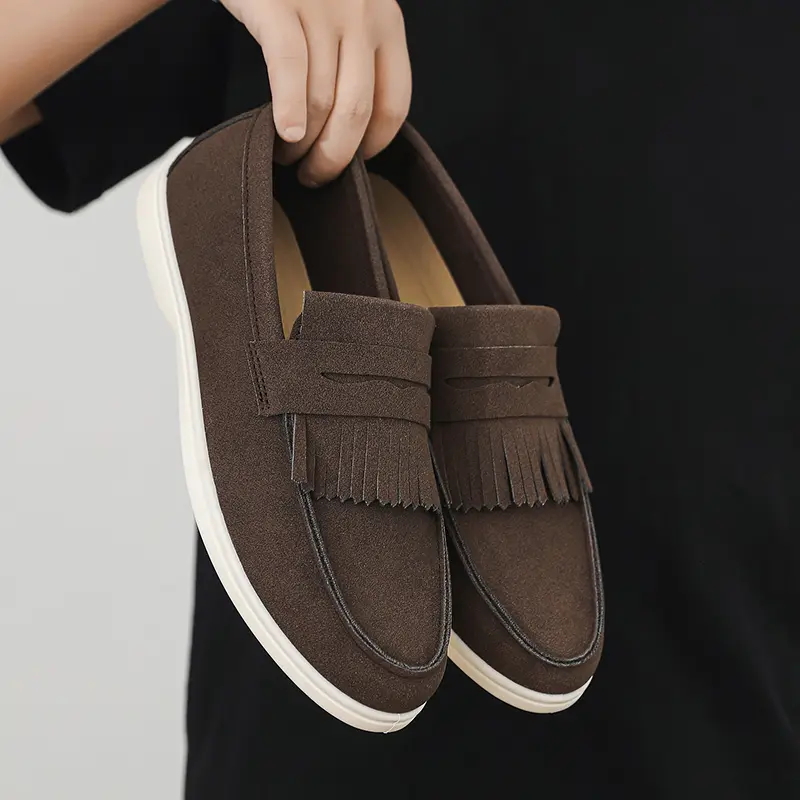 Men Loafers Business Shoes Suede Leather Soft Sole Male Casual Shoes Retro Flat Dress Shoes Moccasins Designer Slip on Men Shoe