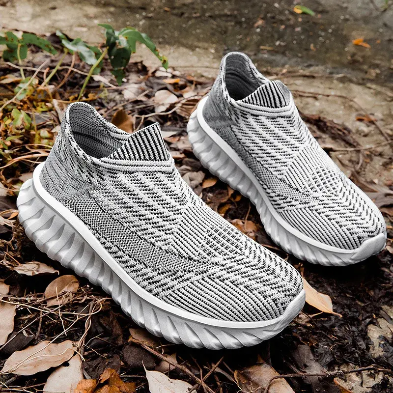 Men Women Shoes Fashion Light Casual Shoes Slip-on Plus Size Couple Shoes 2025 Summer Comfortable Sneakers for Men Women