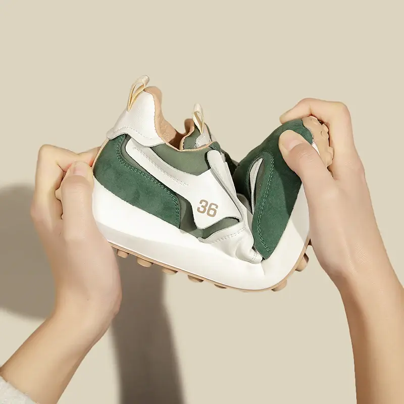 New Casual Walking Shoes Women Sneakers Summer Men Flat Lace Up High Quality Sneakers Fashion Flat-bottomed Casual Shoes