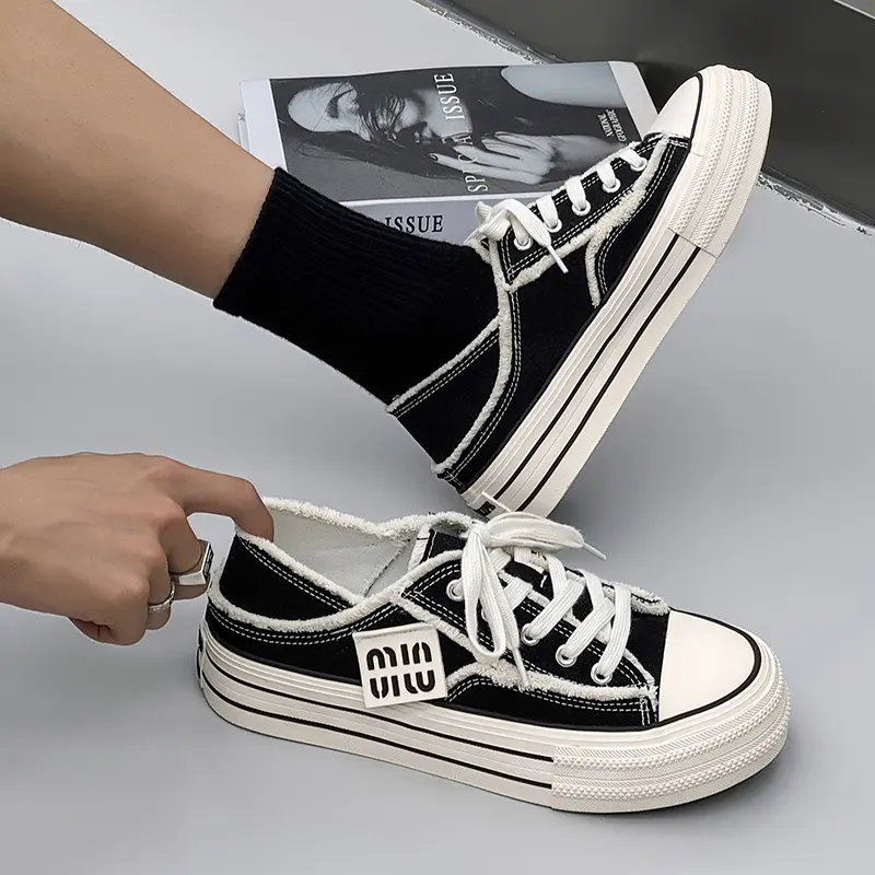New Casual Height Increasing Platform Canvas Shoes Men Summer Outer White Sneakers Slipper Slip on Sandals Vulcanize Shoes