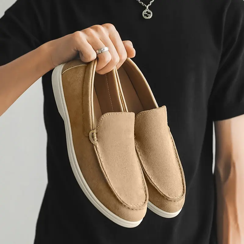 Men's Lightweight Soft Moccasins Male Slip on Driving Flats Casual Shoes Suede Leather Loafers Classic British Style Men Shoes