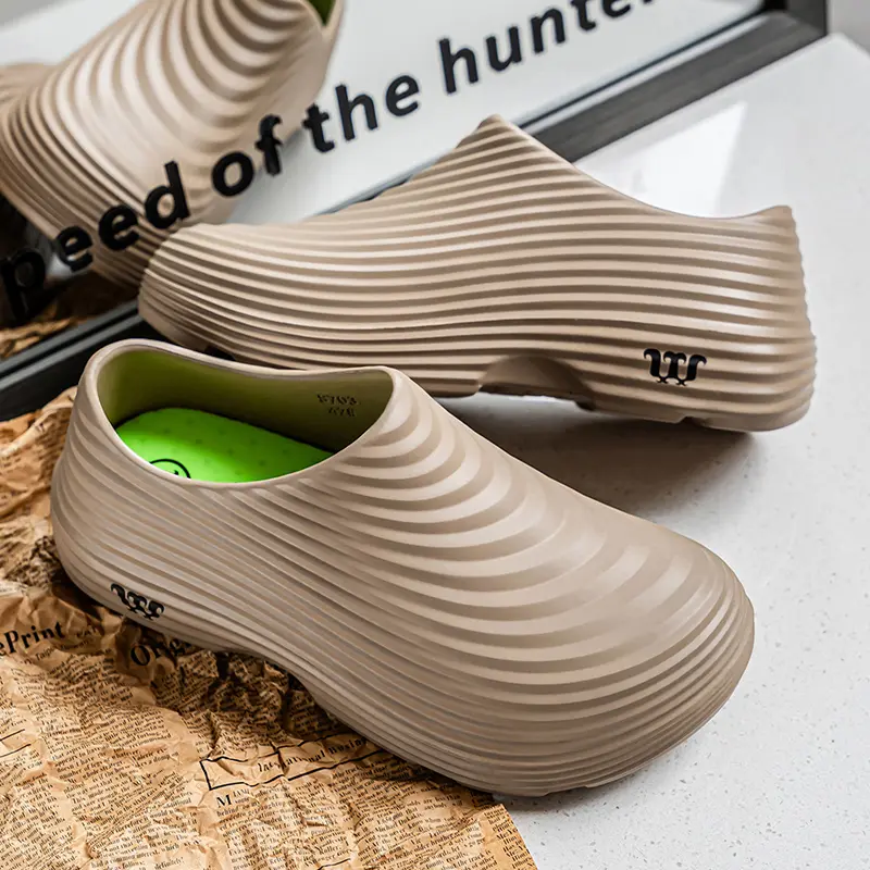 Summer Chef Shoes Anti Slip and Oil Proof Work Shoes Lazy Slippers Casual Trendy Slippers One Step Fashion Shoes Sports Shoes