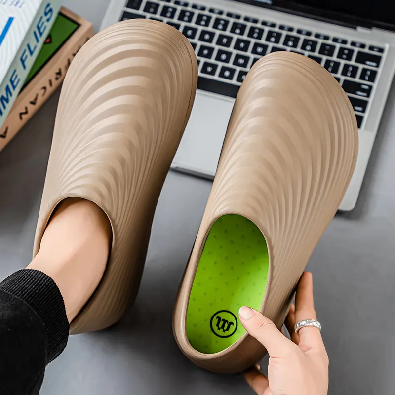 Summer Chef Shoes Anti Slip and Oil Proof Work Shoes Lazy Slippers Casual Trendy Slippers One Step Fashion Shoes Sports Shoes