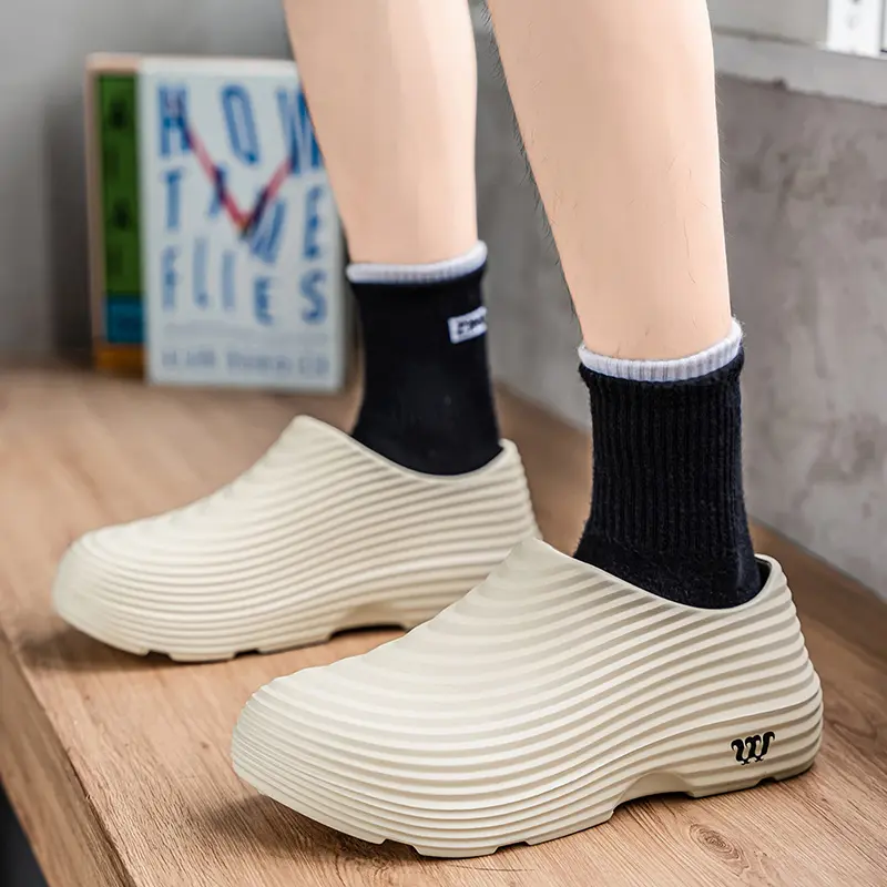 Summer Chef Shoes Anti Slip and Oil Proof Work Shoes Lazy Slippers Casual Trendy Slippers One Step Fashion Shoes Sports Shoes