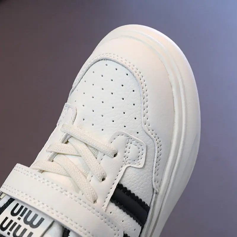 Children's Breathable Sneakers Toddler Outdoor Sneakers Kids Fashion Design Black White Non-slip Casual Shoes for Boys Girls