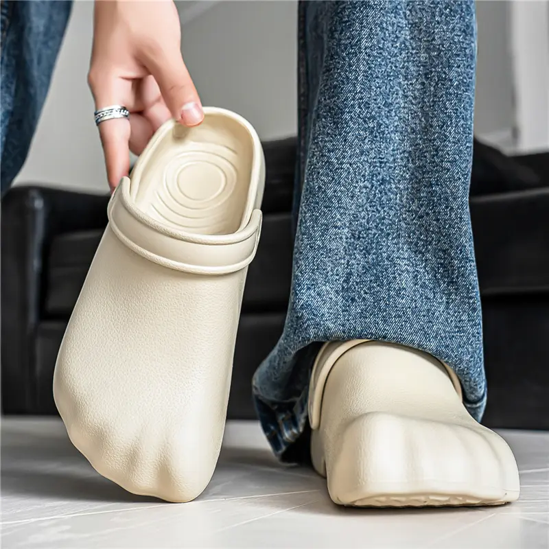 Summer Men Sandals Casual Slippers Waterproof Oilproof nurse Chef shoes Breathable Lightweight Garden Sandals Beach Aqua Shoes