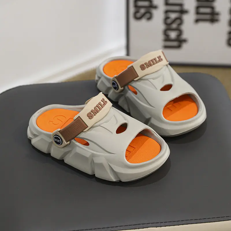 Summer New Children's Slippers Casual Breathable Baby Home Cool Sandals Soft Bottom Outdoor Two-use Beach One-Strap Slippers