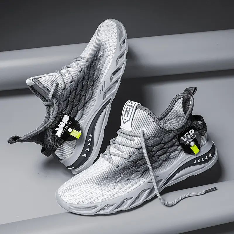 New Lightweight Men's Running Shoes Comfortable Breathable Mesh Sneakers Fashion Men's Casual Shoes Breathable Mesh Shoes
