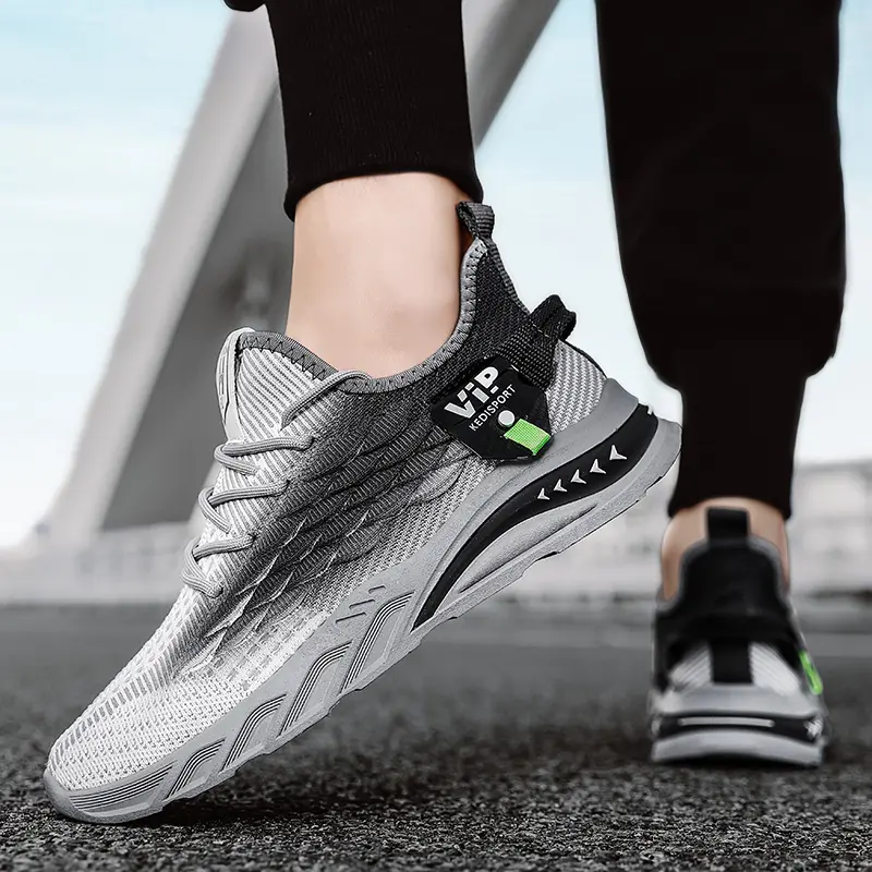 New Lightweight Men's Running Shoes Comfortable Breathable Mesh Sneakers Fashion Men's Casual Shoes Breathable Mesh Shoes