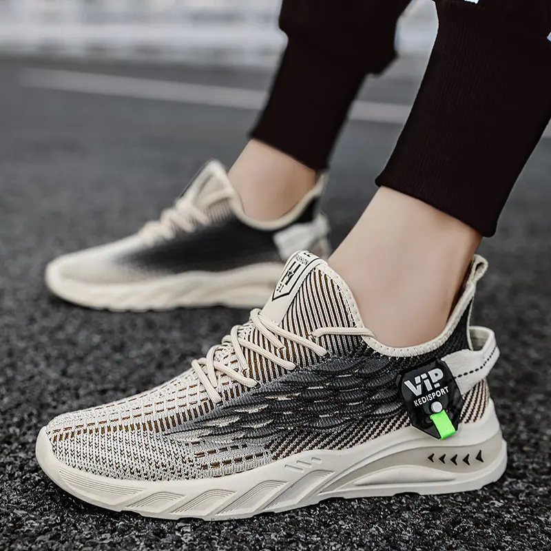 New Lightweight Men's Running Shoes Comfortable Breathable Mesh Sneakers Fashion Men's Casual Shoes Breathable Mesh Shoes