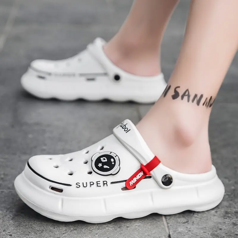 Unisex Casual Slippers Men Clogs Garden Lightweight Non Slip Slides Women Slippers Hollow Out Beach Sandals Adult Sandalias Homb