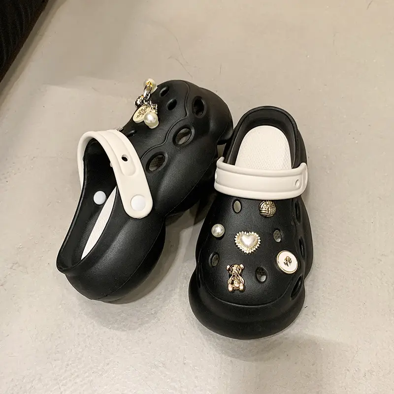 In Vogue Hardwearing Thick Soled Ultra Lightweight Women Slipper Beach Shoes Individuality Multifunctional Wear Shock Absorption