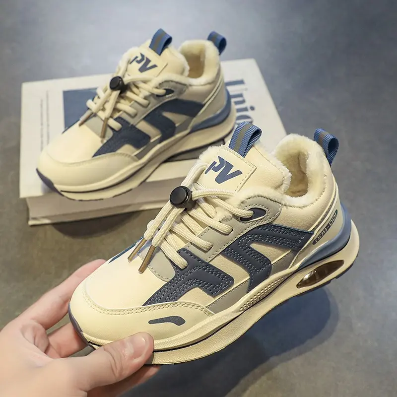 Outdoor Sports Shoes Middle-aged Young Children Student Hiker Shoes Long Plush Casual Board with Thickened Plush Designed Straps