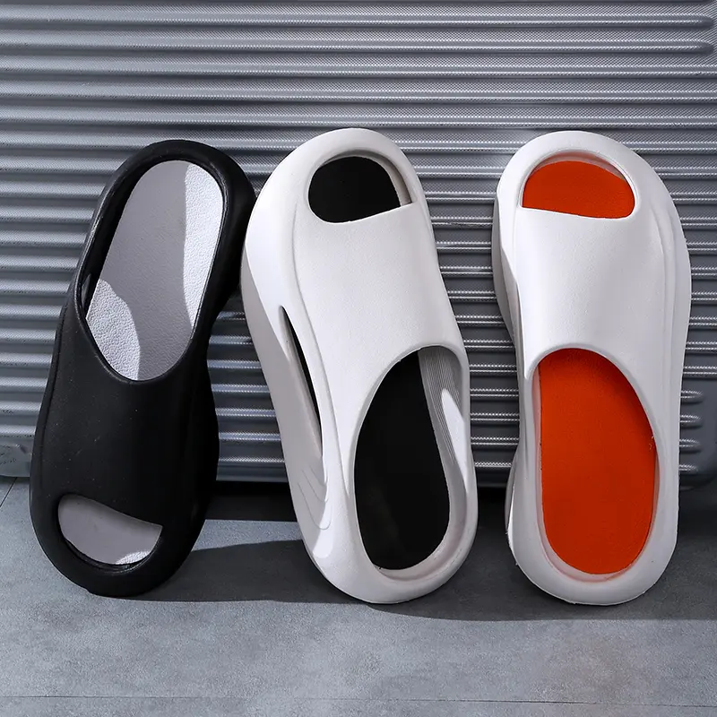 Slippers for Men and Women Summer Thick Bottom Eva Step on The Poop Feeling Outside Wear Non-slip Casual Bathroom Slippers