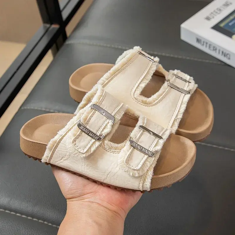 New Fashion Korean Style Soft Bottom Anti-slippery Versatile Open-toe Beach Shoes Children Casual Slippers for Girls 2025 Summer